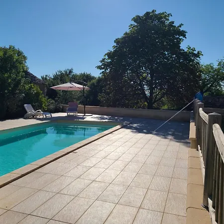 En Pierres Saint-Jean-de-Laur