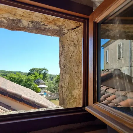 En Pierres Holiday home